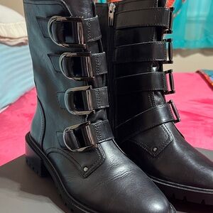 NWB Vince Camuto Frishea sz10